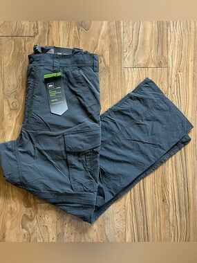 REI NWT Sahara Convertible pants